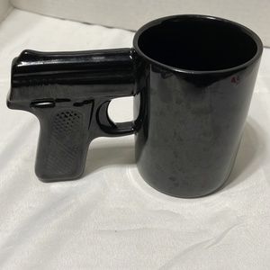 Big mouth gun mug black coffee cup